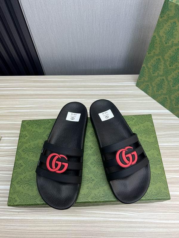 Gucci Men's Slippers 460